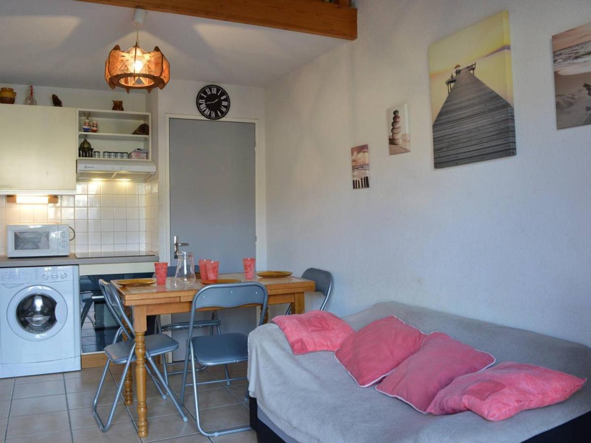 Pavillon Familial 6 Pers A 200M De La Plage Avec Terrasse, Barbecue Et Parking. - Fr-1-229D-227 Saint-Pierre-la-Mer  Bagian luar foto